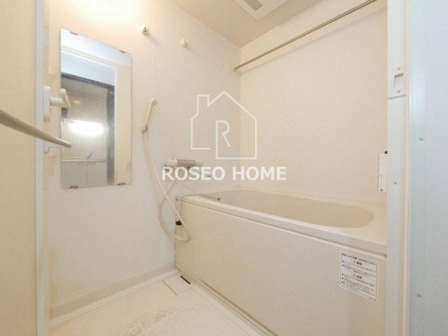 バス・シャワールーム　同マンション別部屋：参考写真