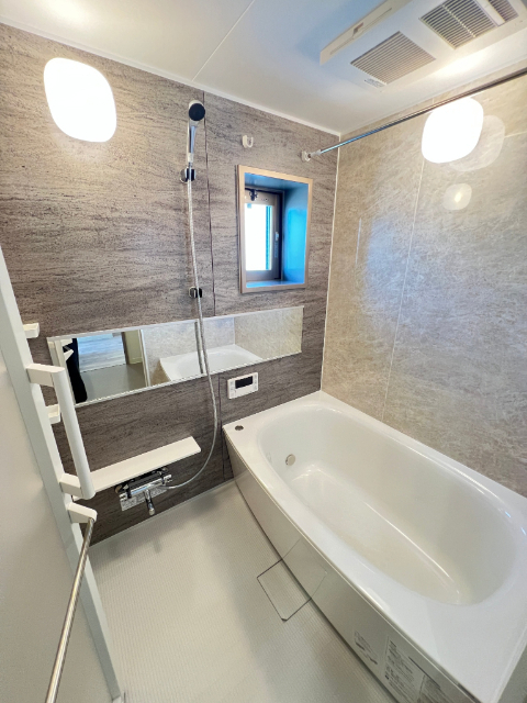 バス・シャワールーム