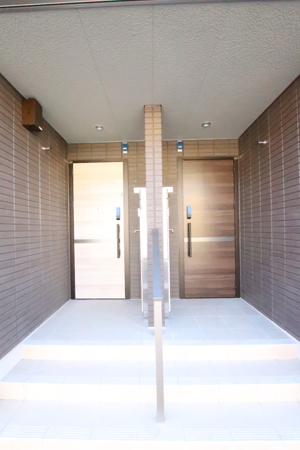 エントランス　エントランス