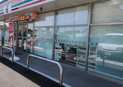 コンビニ　セブンイレブン 高松林町店（コンビニ）まで488m