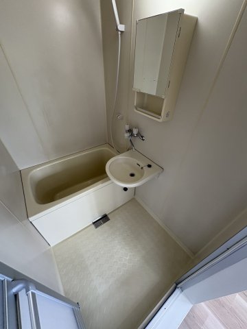 バス・シャワールーム　北軽井沢ハイツ　浴室