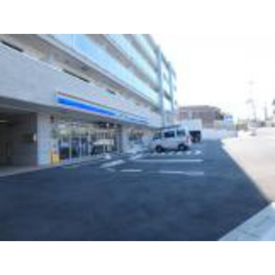 コンビニ　ローソン（コンビニ）まで140m