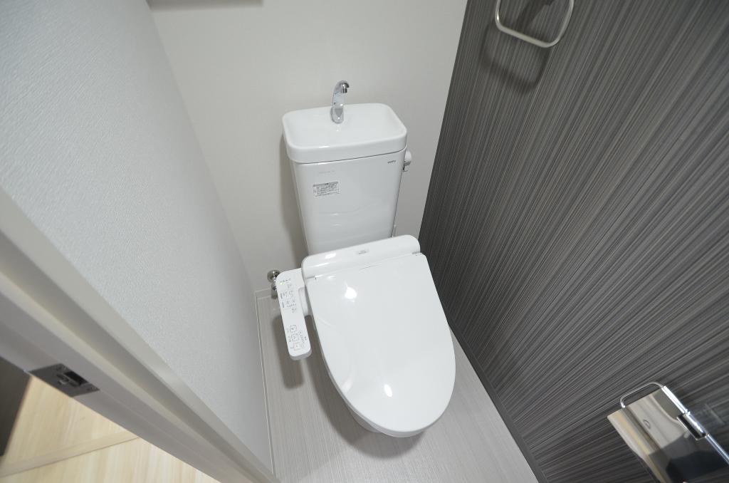 トイレ　シャワー付トイレ