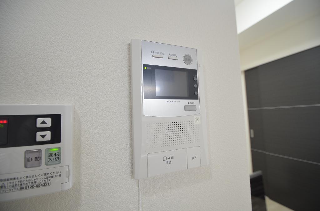 セキュリティ　カメラ付インターホン