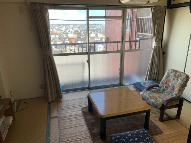 居室・リビング　６帖の和室です。日当り・眺望良好です。