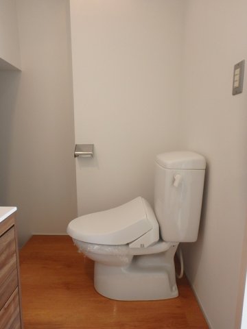 トイレ　参考写真