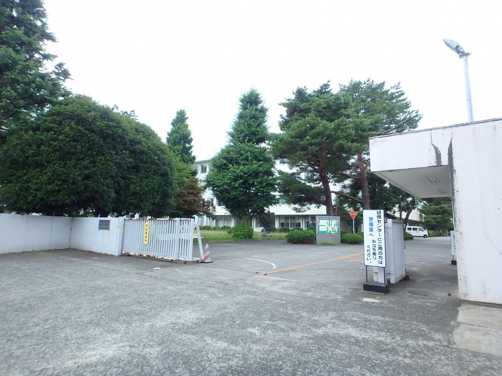 郵便局　中央郵政研修所内郵便局（郵便局）まで571m