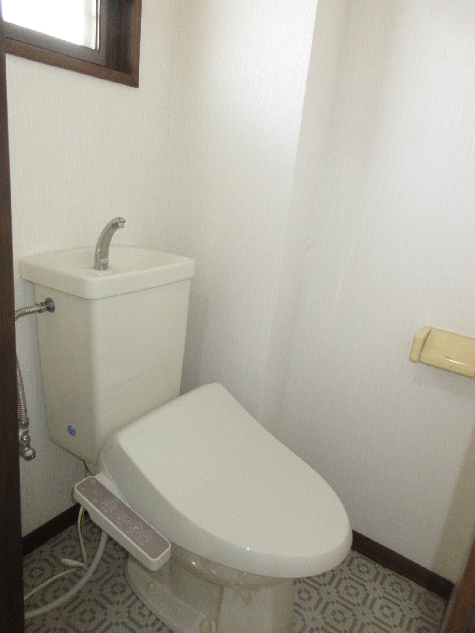 肇ビルのトイレ写真