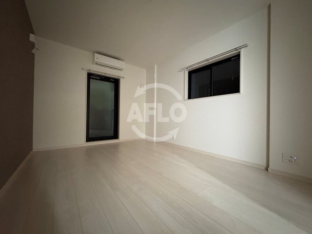 居室・リビング　F　Normalis　SEAM　リビング