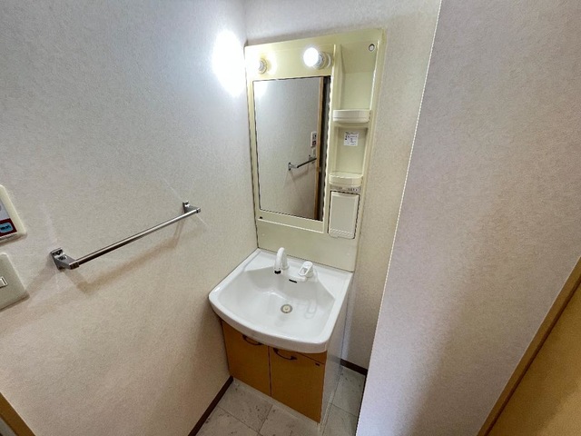 洗面設備　洗髪洗面化粧台