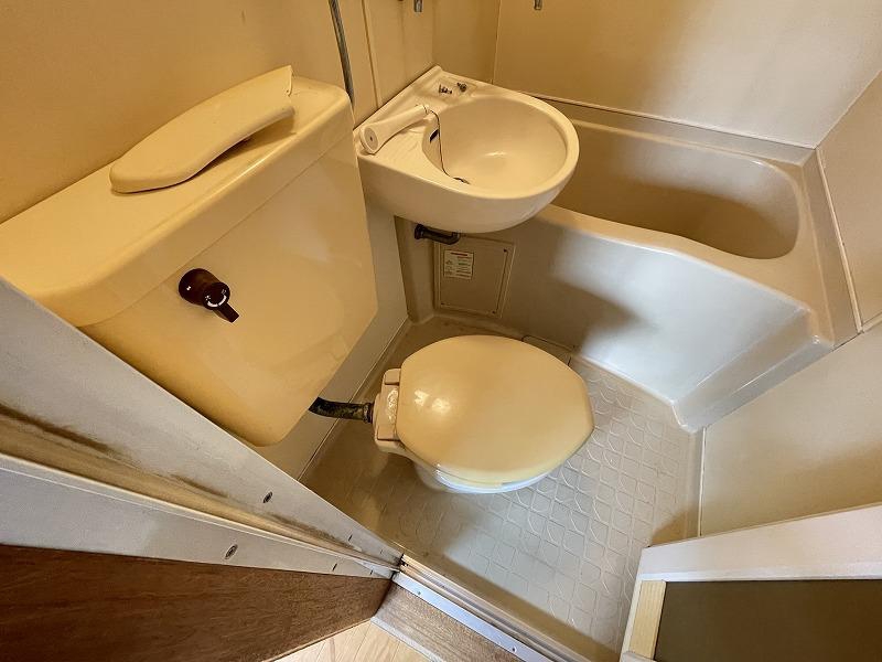 トイレ　トイレ