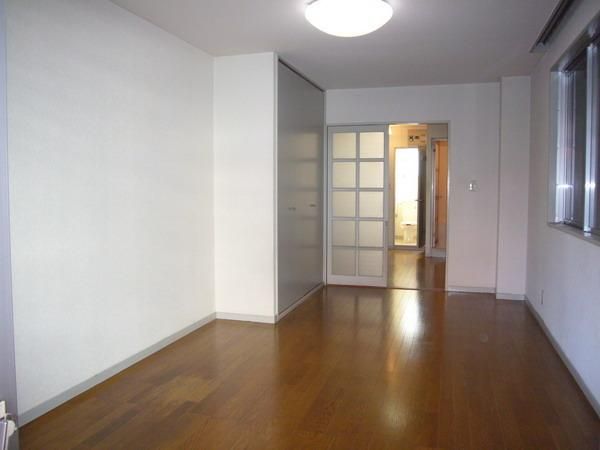 その他部屋・スペース　ゆとりある広々したお部屋です