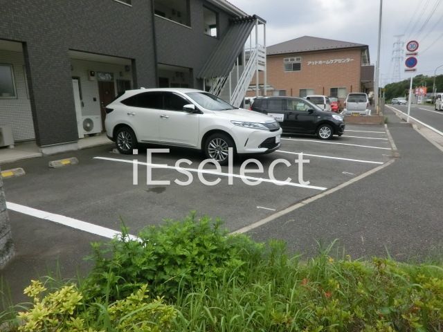 駐車場　敷地内の駐車場です。