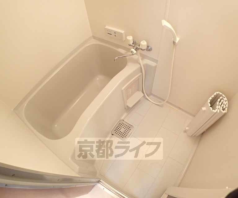 バス・シャワールーム　とてもきれいなお風呂場です。