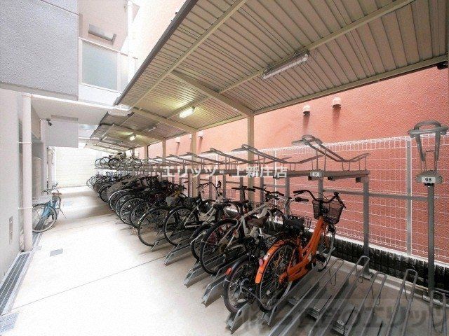 駐車場　駐輪場