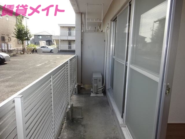 バルコニー　同型参考写真