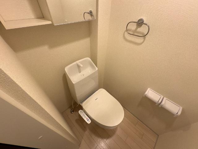 トイレ　トイレ