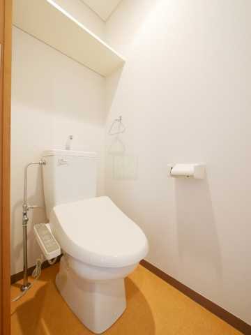 トイレ　華姿ビルのトイレ