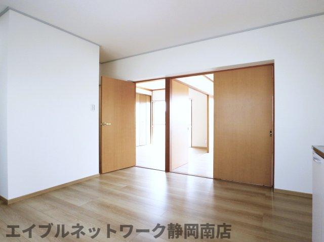 居室・リビング　おしゃれな居間です