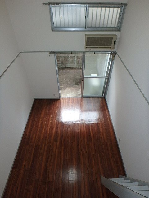 居室・リビング　別号室