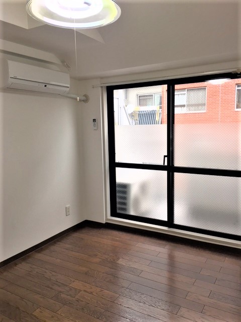 居室・リビング　ゆったりとした居間です