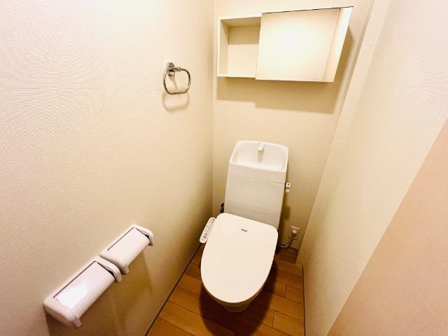 トイレ　シャワー付トイレ
