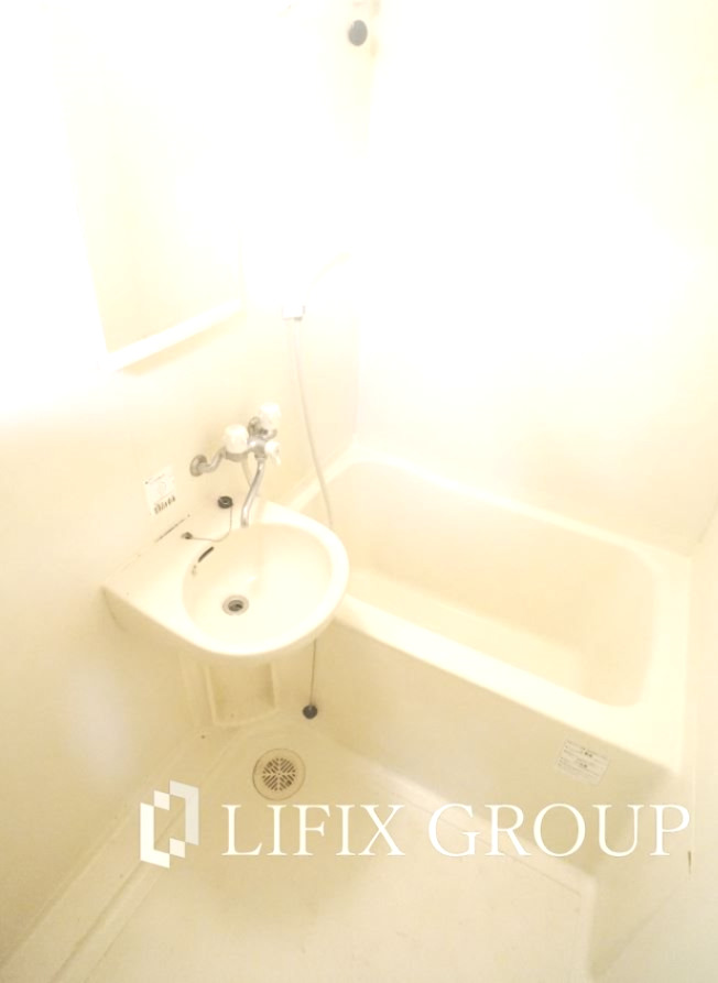 バス・シャワールーム　風呂