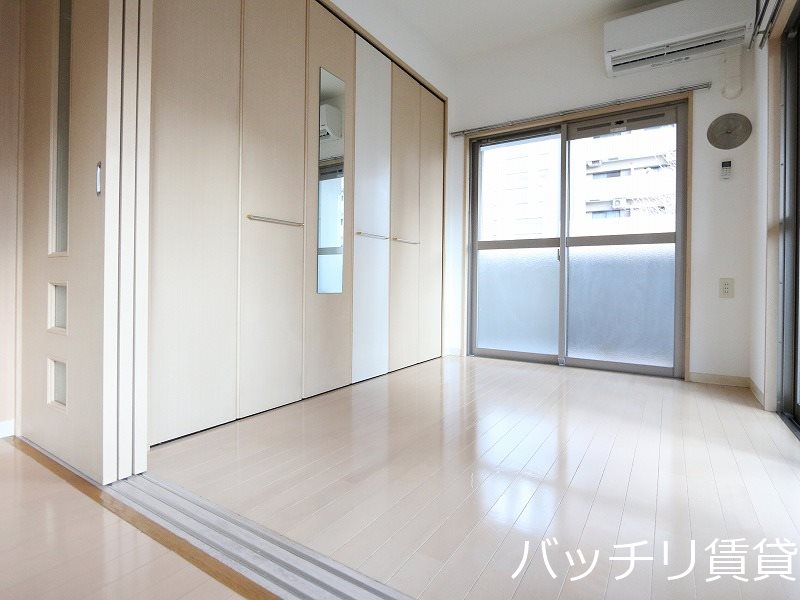 バルコニー　写真は同シリーズタイプの為、現状優先になります。