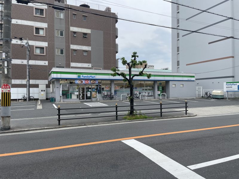 コンビニ　ファミリーマート巽中四丁目店（コンビニ）まで92m