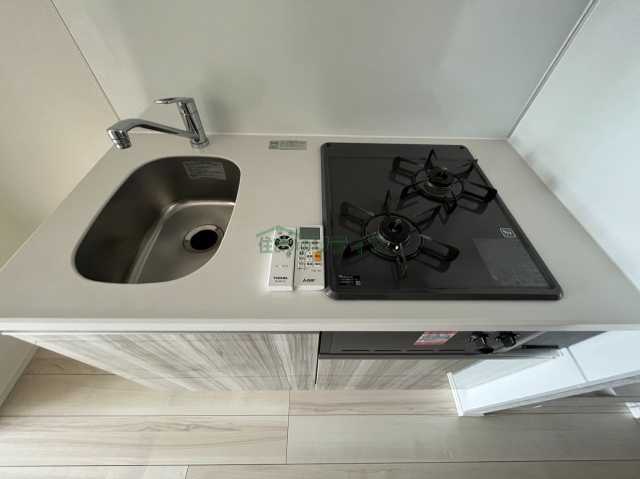 キッチン　※参考写真です。反転タイプのお部屋になります。