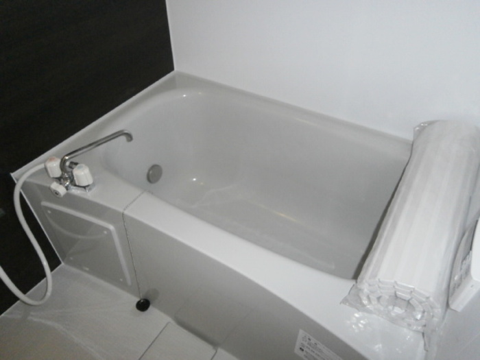 バス・シャワールーム　202 浴室