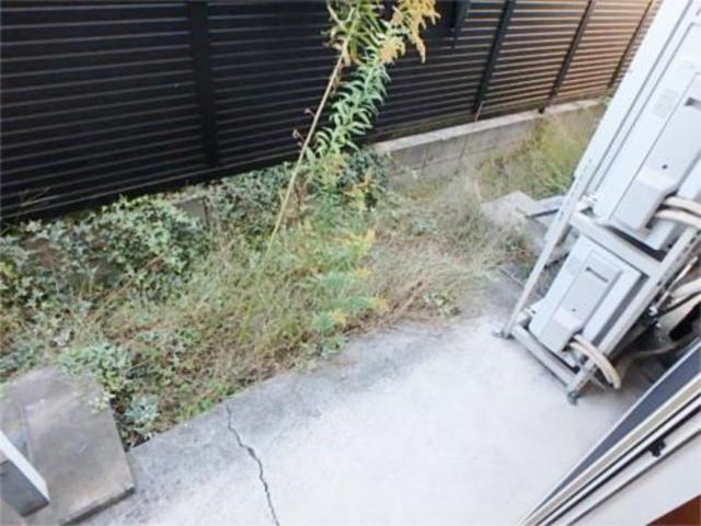 バルコニー　テラス