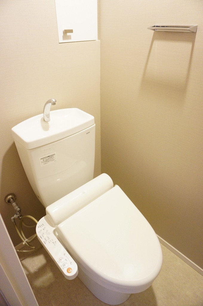 トイレ　ウォシュレット