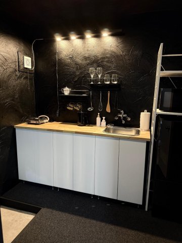 キッチン　食器・調理器具完備のキッチン