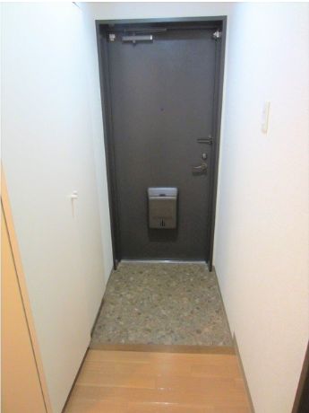 玄関　白山坂ハウスの玄関