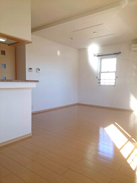 居室・リビング　11.9帖のLDK♪