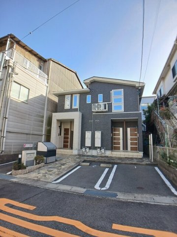 建物外観　外観は落ち着いています