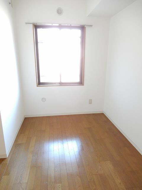 その他部屋・スペース　洋室5帖