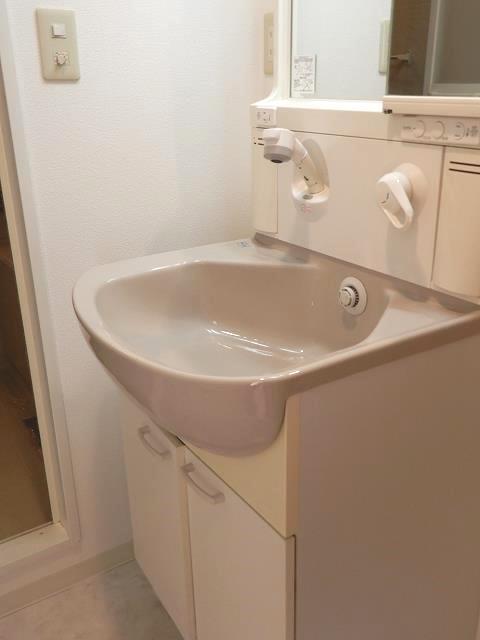 洗面設備　洗髪洗面化粧台