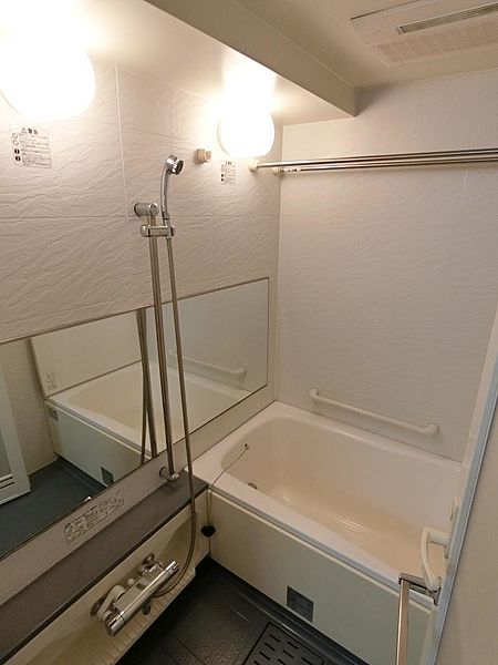 バス・シャワールーム