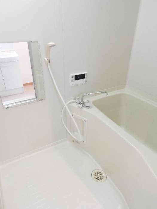 バス・シャワールーム　お風呂で日々の疲れを落としましょう