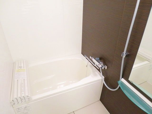 バス・シャワールーム　バスルーム