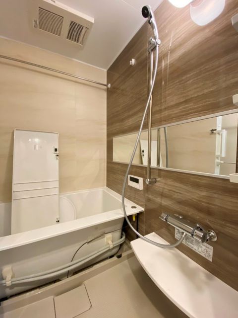 バス・シャワールーム