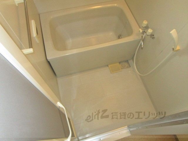 バス・シャワールーム　風呂