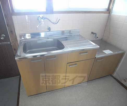 キッチン　２口コンロ置けます