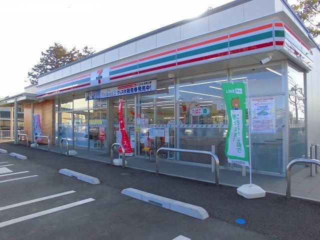 コンビニ　セブンイレブン（コンビニ）まで500m