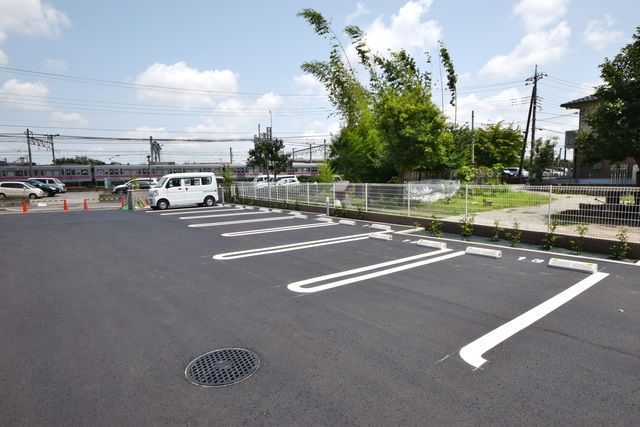 駐車場　★敷地内にアスファルトの駐車場があります★
