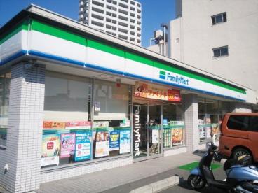 コンビニ　ファミリーマート品川平塚店（コンビニ）まで380m