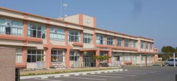 中学校　大崎中学校（中学校）まで388m