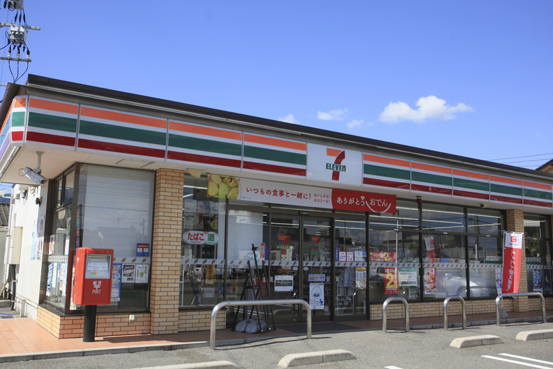 コンビニ　セブンイレブン広島串戸港店（コンビニ）まで466m